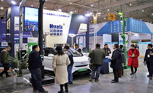 【公司新闻】华体照明智慧路灯2017成都节博会广受关注